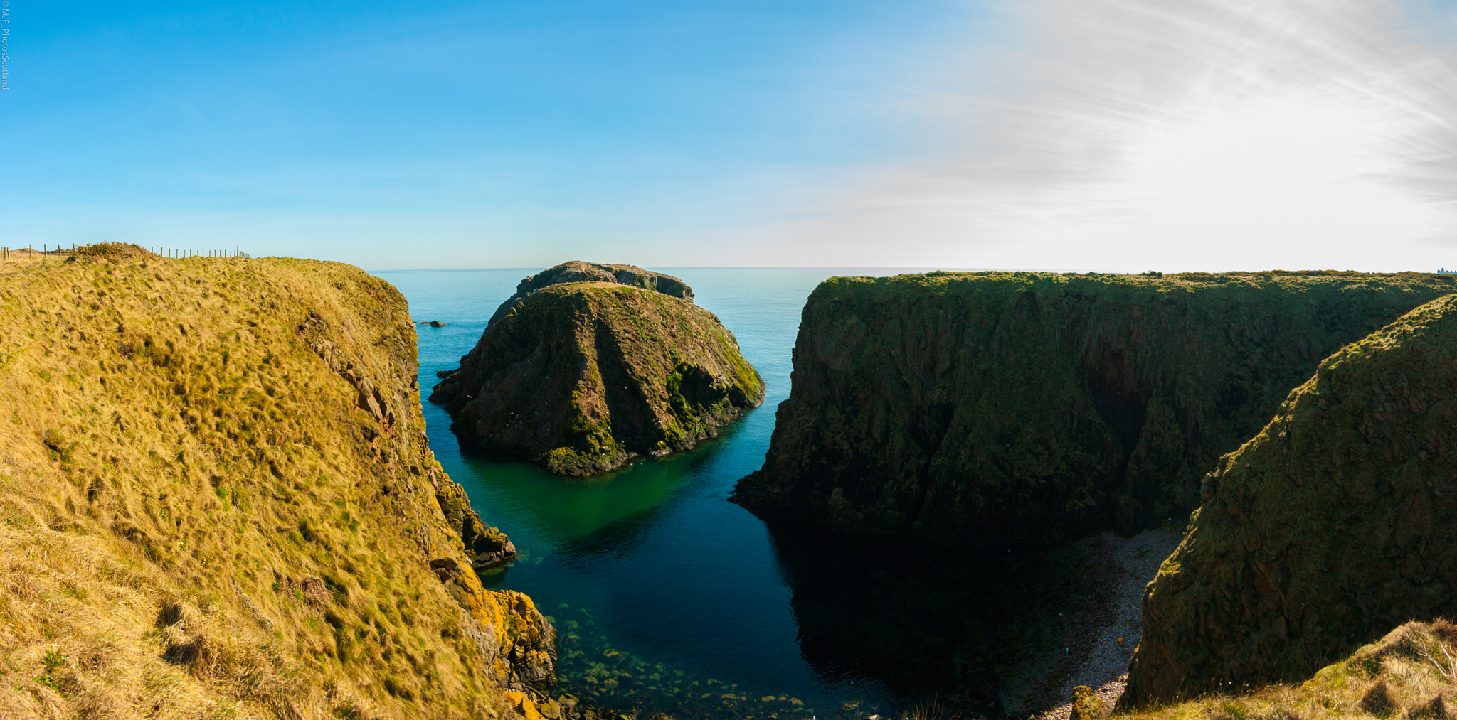 Samsung GX-20 sample photo. Buchan coastline, the road to slains. photography