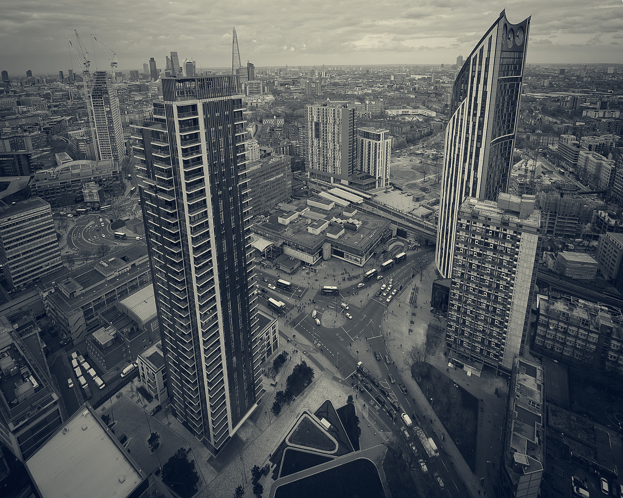 Canon EOS 760D (EOS Rebel T6s / EOS 8000D) sample photo. View from elephant and castle photography