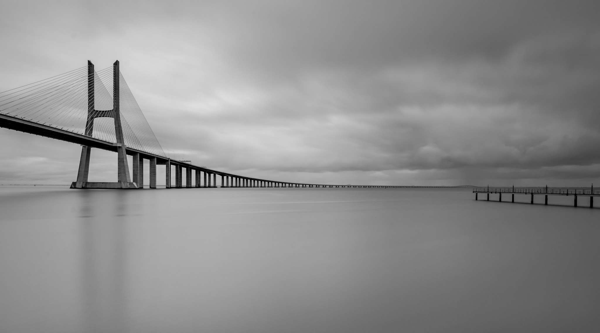Canon EF-S 10-22mm F3.5-4.5 USM sample photo. The vasco da gama bridge photography