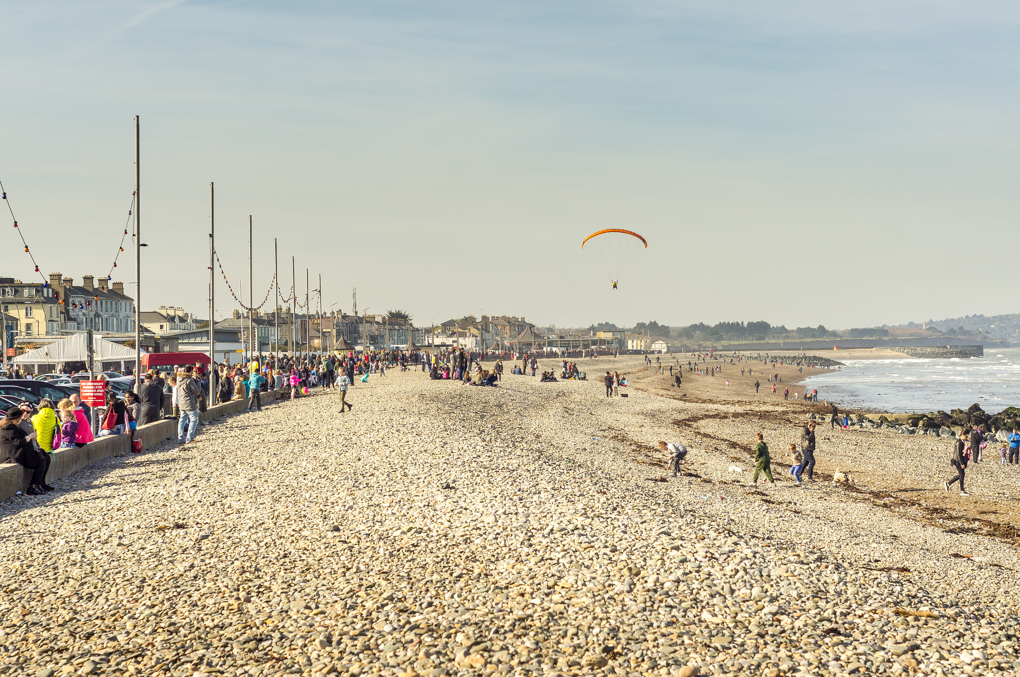 Sony SLT-A55 (SLT-A55V) + Minolta AF 50mm F1.7 sample photo. Sunday in bray photography