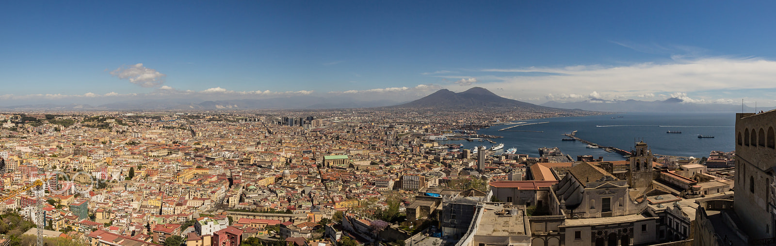 Canon EOS 600D (Rebel EOS T3i / EOS Kiss X5) + Sigma 10-20mm F3.5 EX DC HSM sample photo. Napoli photography