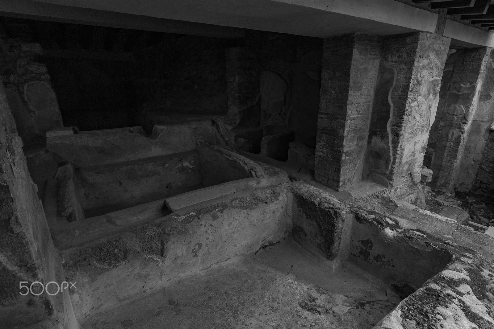 Sigma 10-20mm F3.5 EX DC HSM sample photo. Scavi di pompeii photography