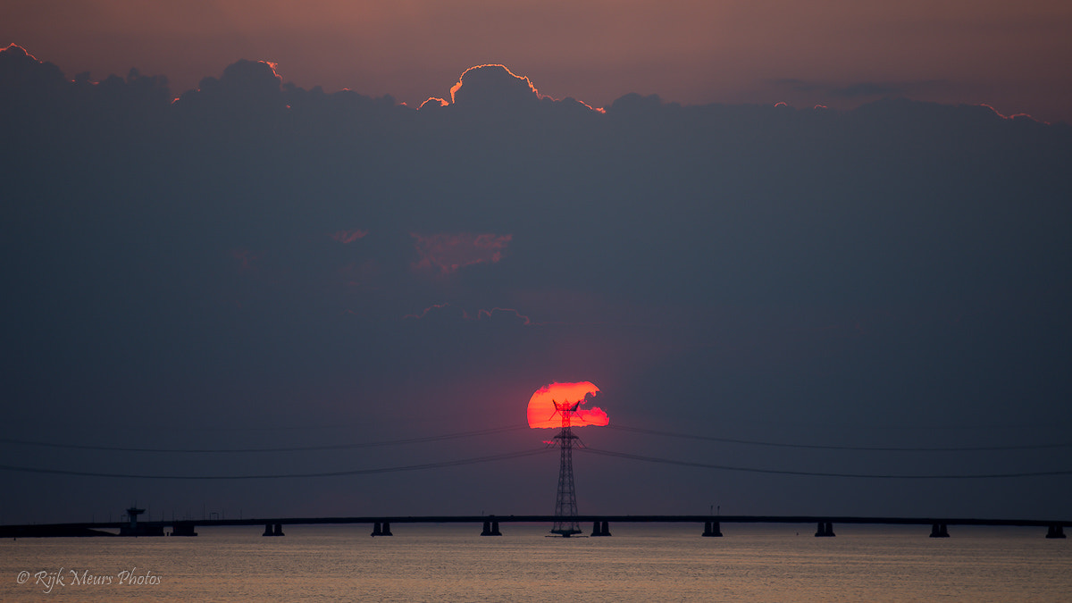 Nikon AF-S Nikkor 70-200mm F4G ED VR sample photo. Sunset photography