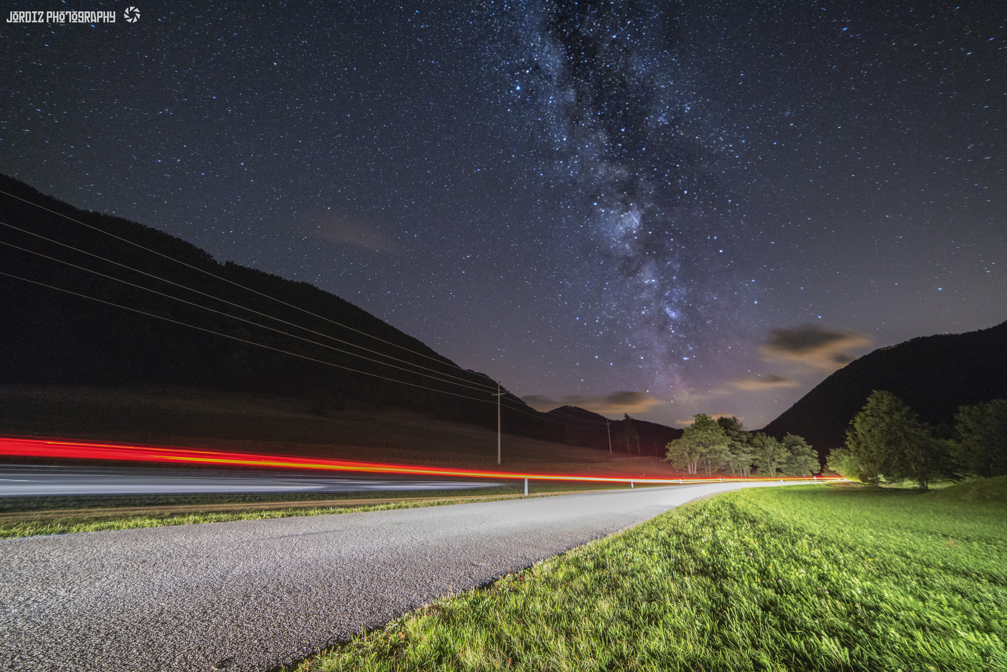 Samyang 14mm F2.8 ED AS IF UMC sample photo. Lights trails under the stars photography
