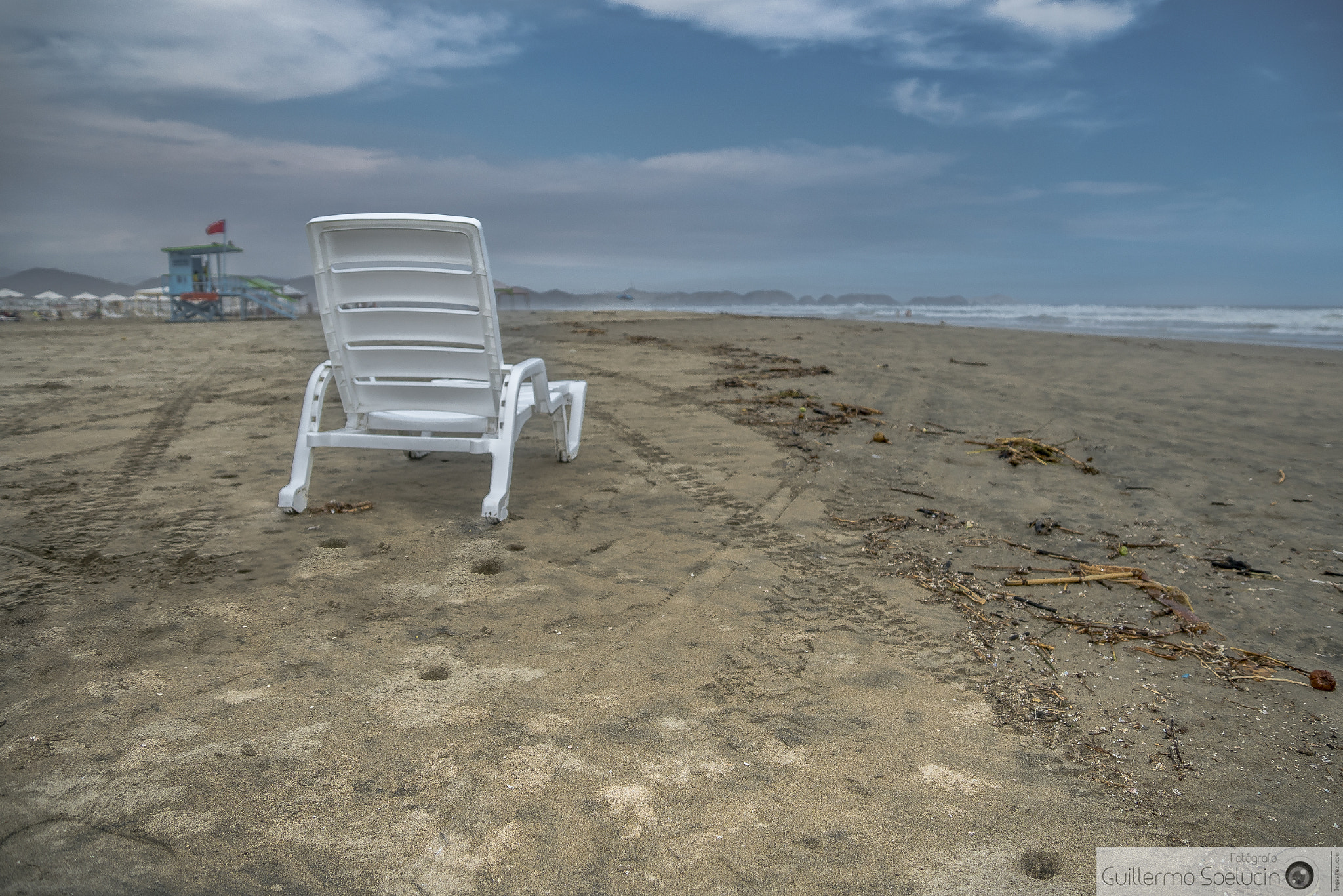 Sony DT 16-50mm F2.8 SSM sample photo. Empty beach photography