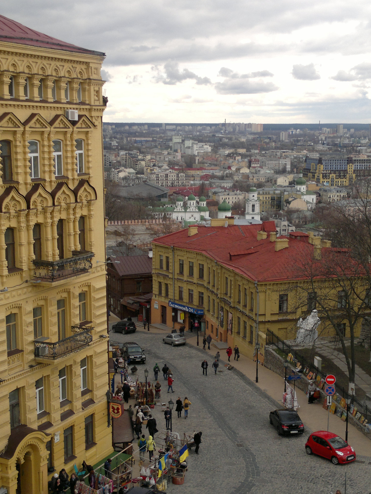 Nokia N8-00 sample photo. Kiev photography