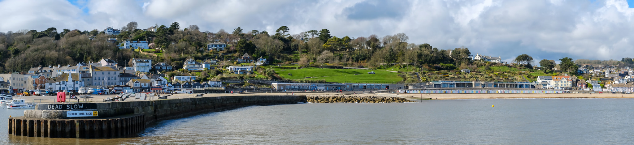 Fujifilm X-T2 + Fujifilm XF 35mm F1.4 R sample photo. View of lyme regis from the harbour entrance photography