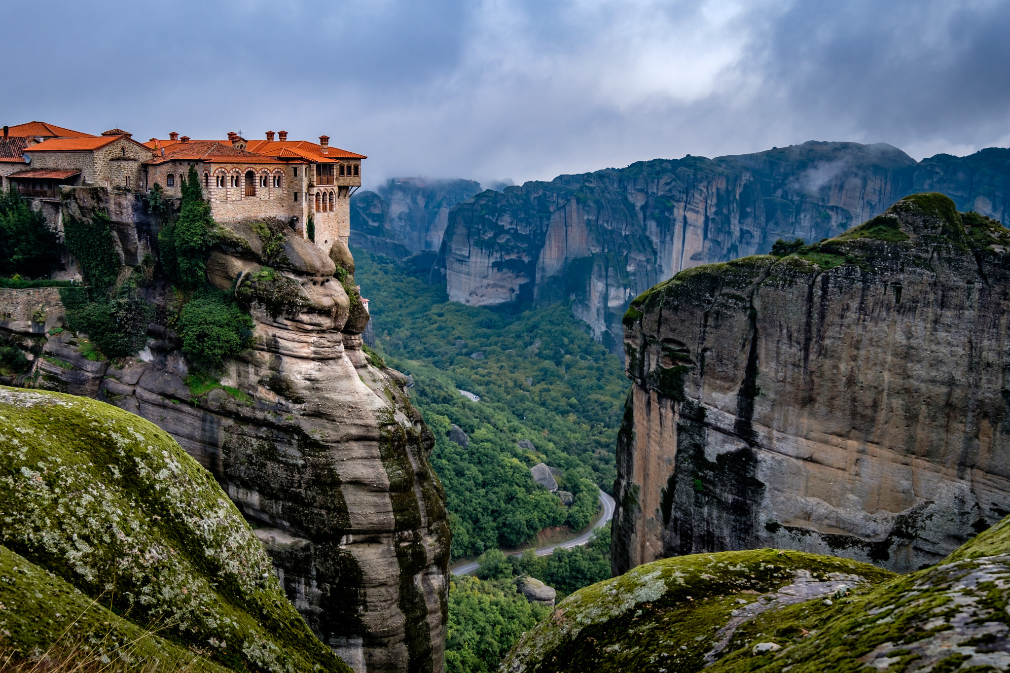 Fujifilm X-T2 + Fujifilm XF 10-24mm F4 R OIS sample photo. Monastery mystery photography