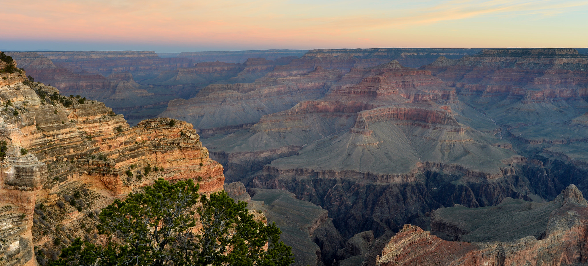 Nikon AF-S Nikkor 24mm F1.8G ED sample photo. Grand canyon sunrise - powell point photography