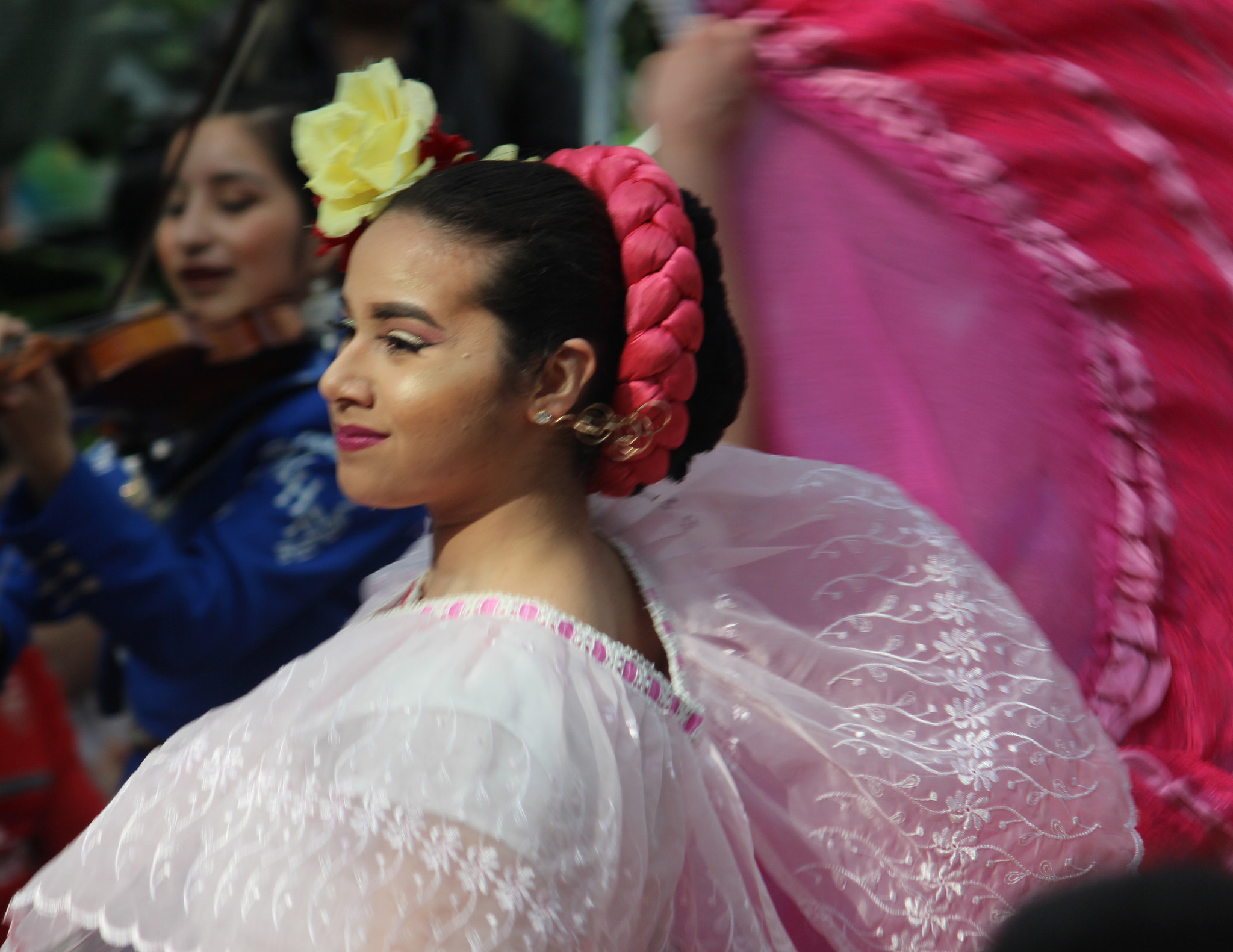 Canon EF-S 55-250mm F4-5.6 IS sample photo. Alegria photography