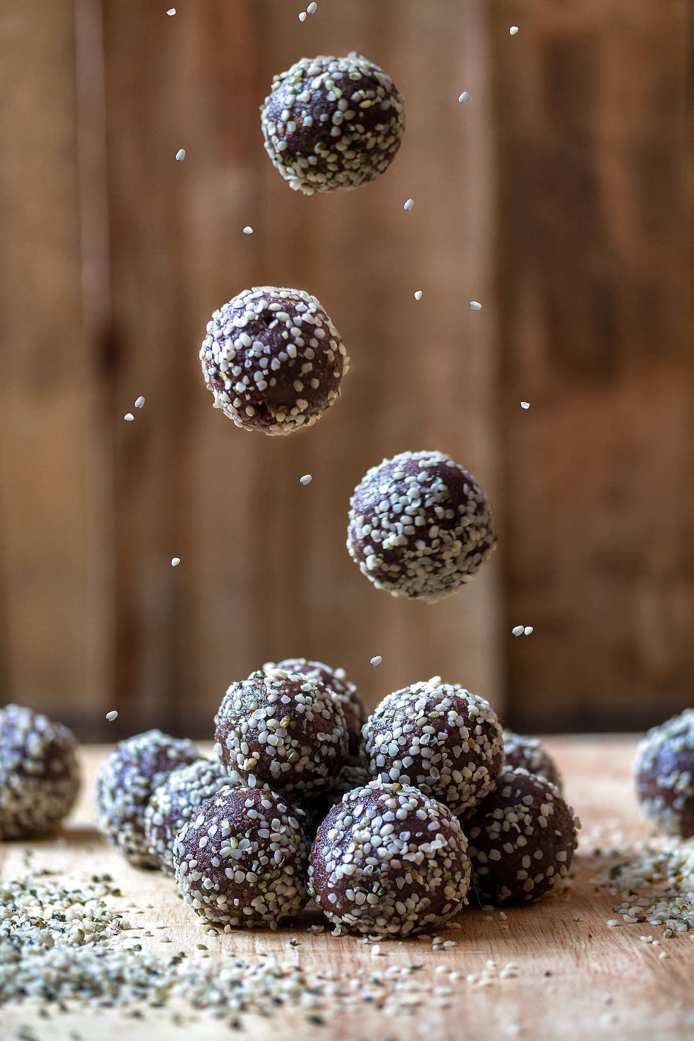 Canon EF-S 60mm F2.8 Macro USM sample photo. Energy balls photography