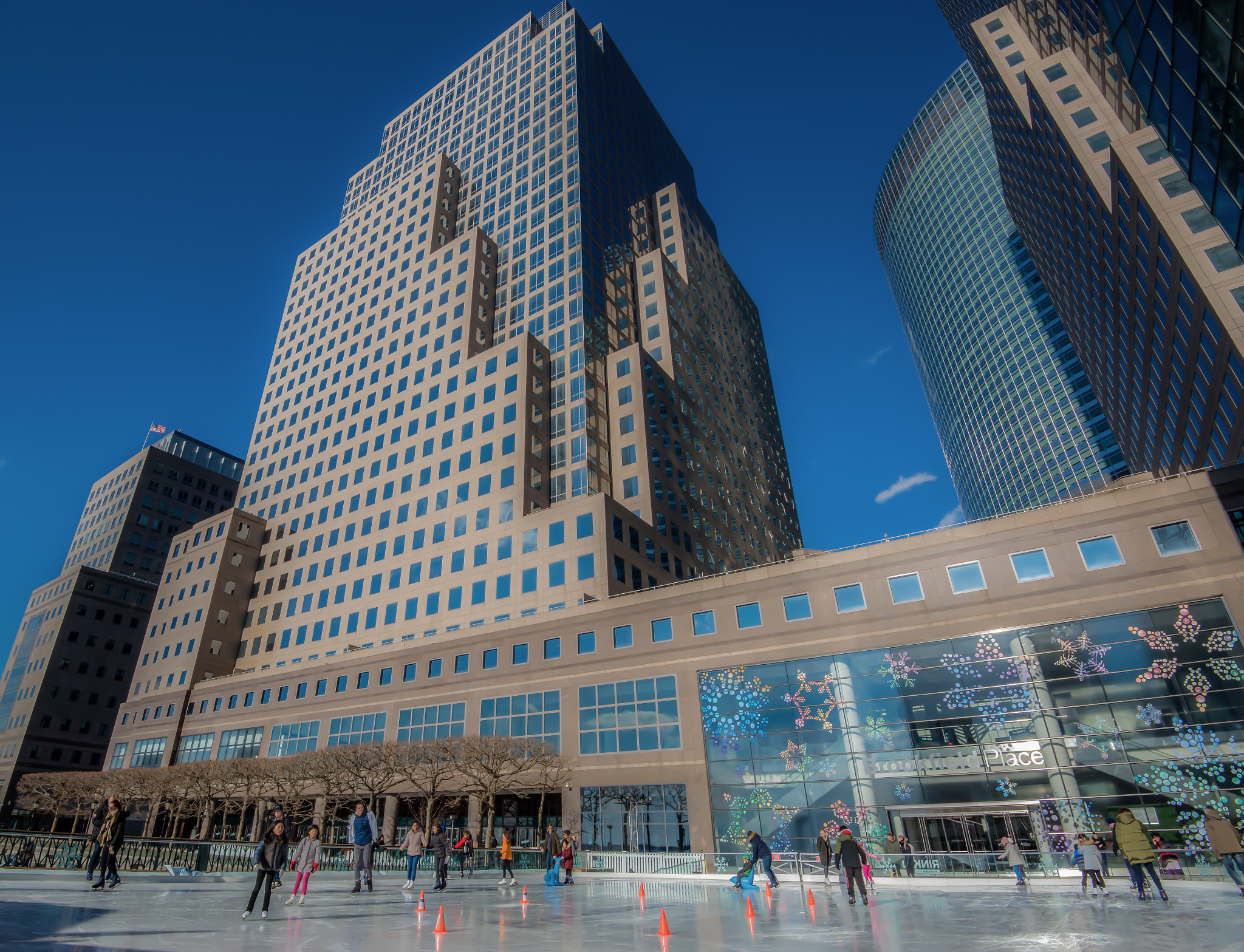 Nikon AF-S Nikkor 16-35mm F4G ED VR sample photo. Skating photography