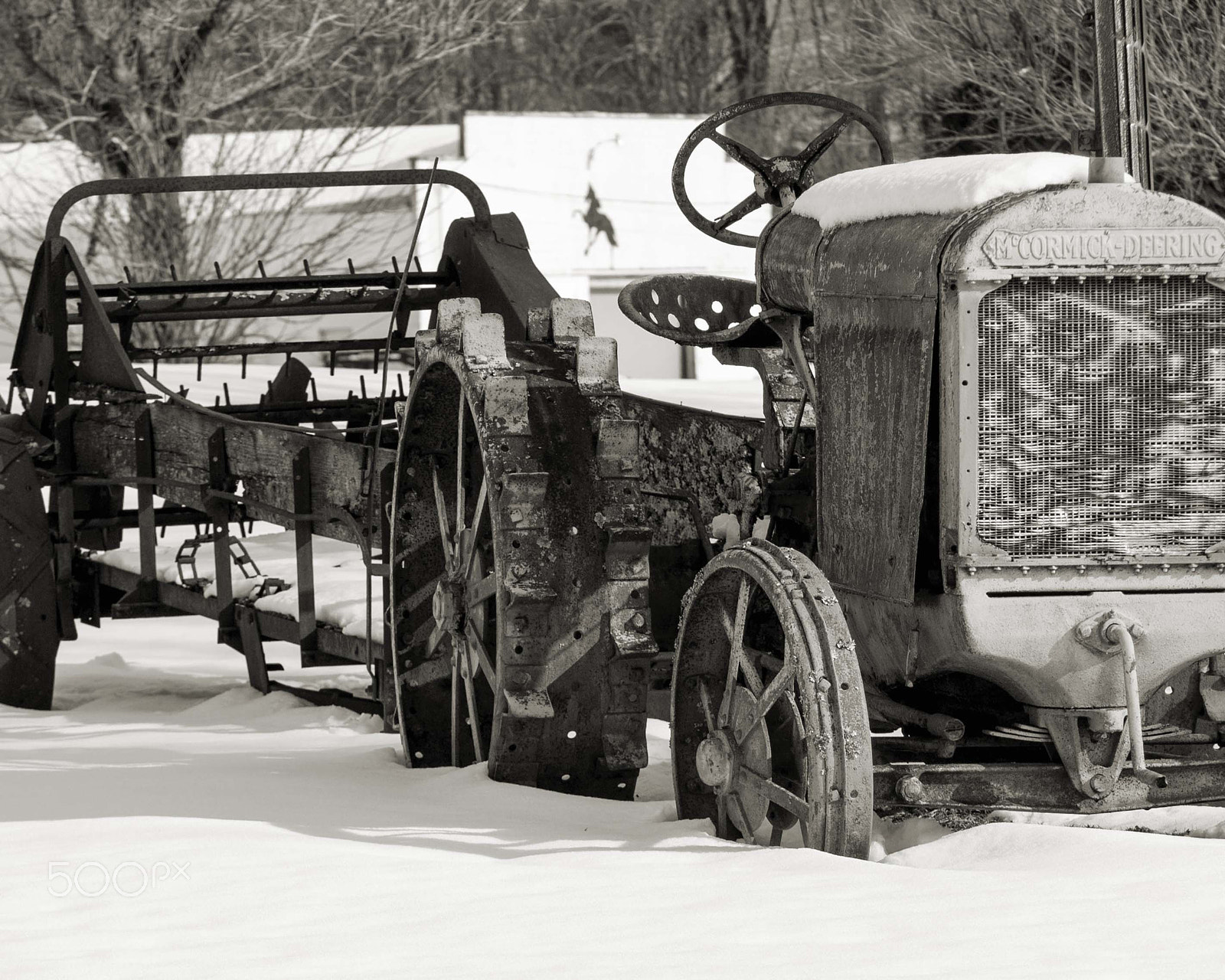 Canon EOS 1100D (EOS Rebel T3 / EOS Kiss X50) sample photo. Tractor in the snow photography