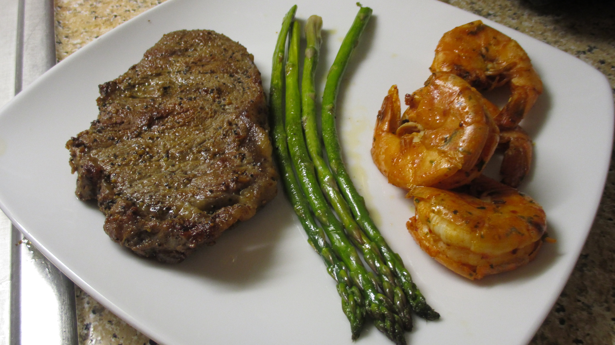 Canon PowerShot ELPH 180 (IXUS 175 / IXY 180) sample photo. Steak, asparagus and shrimp photography