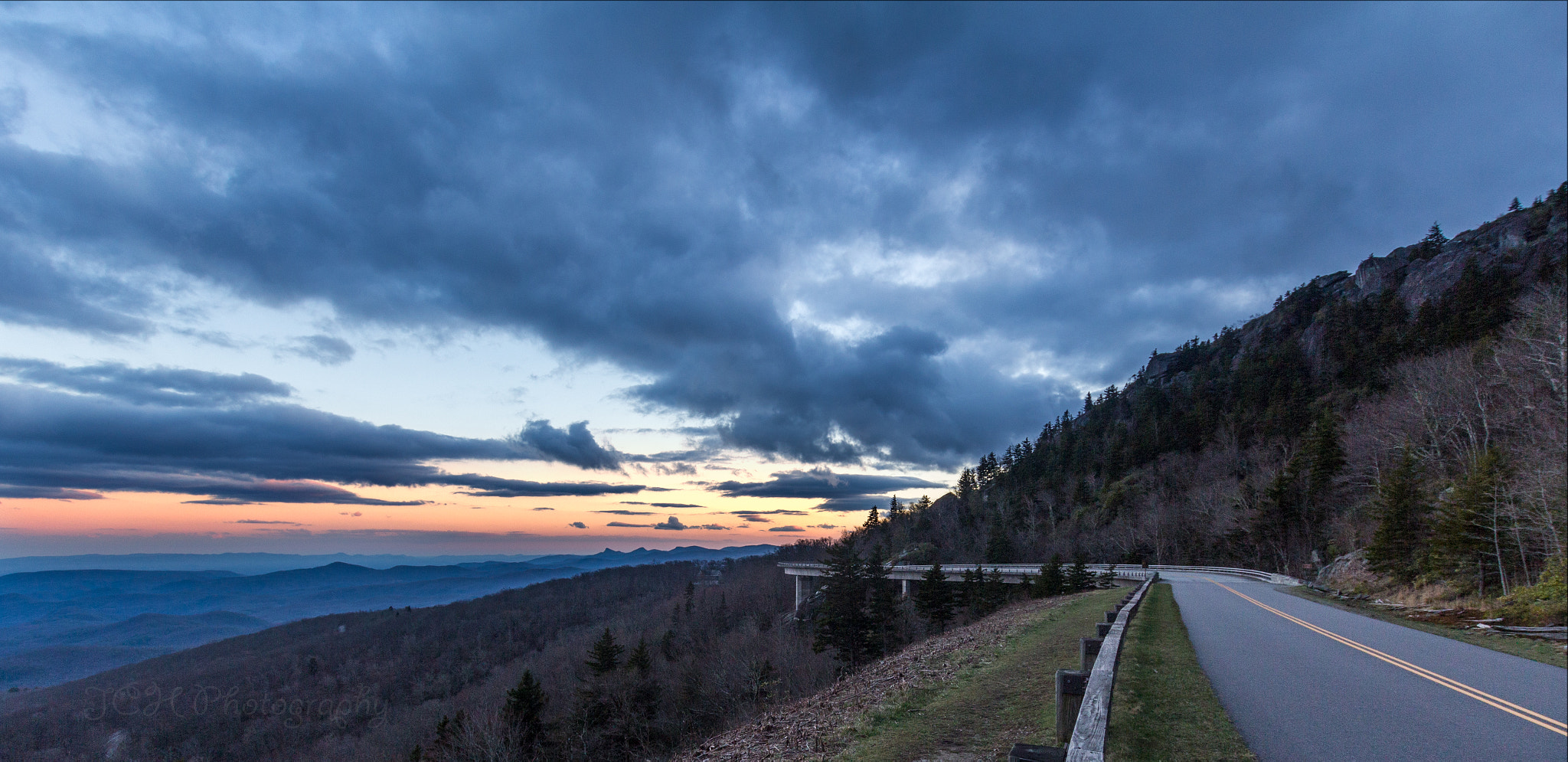 Sigma 10-20mm F3.5 EX DC HSM sample photo. From the blue ridge parkway photography