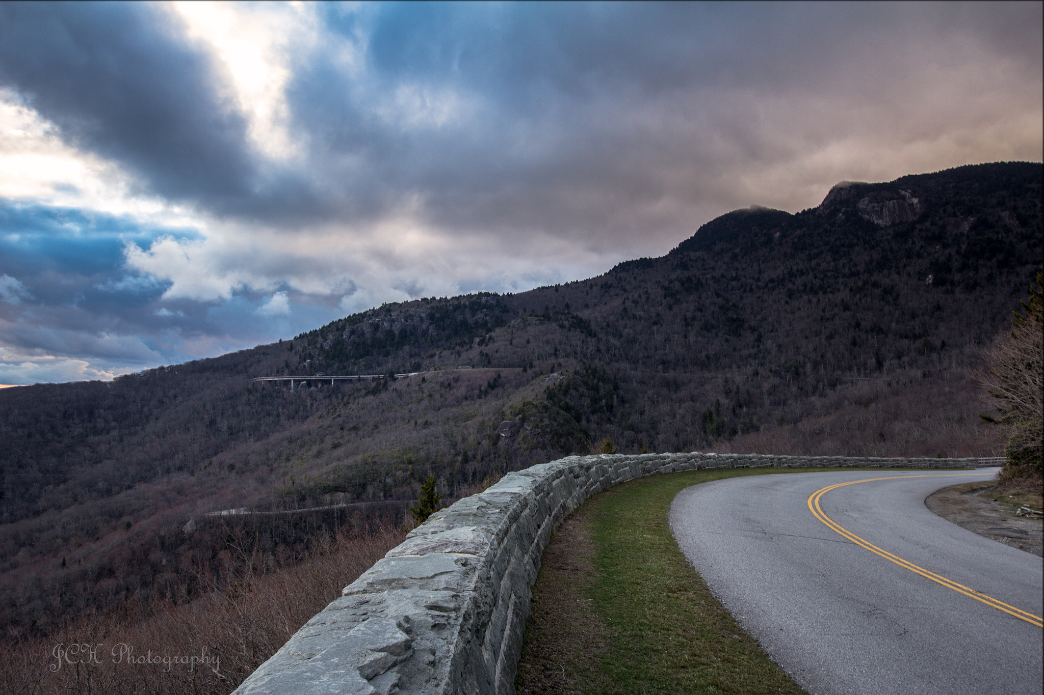Sigma 10-20mm F3.5 EX DC HSM sample photo. From the blue ridge parkway photography