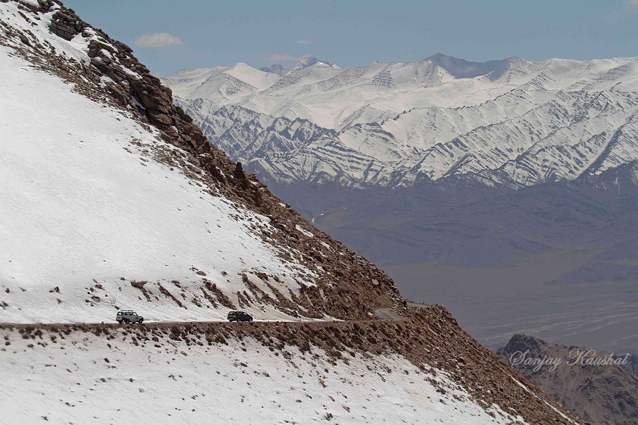 Canon EOS 7D sample photo. Coming down from khardung la (5359 m) photography