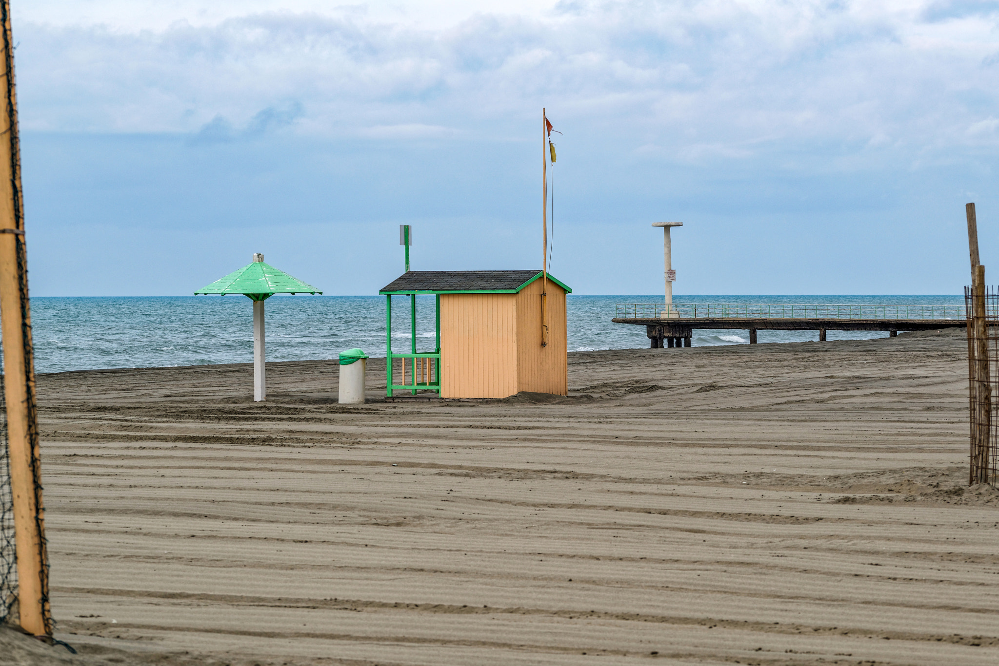 Sigma 105mm F2.8 EX DG OS HSM sample photo. Off-season # 3 photography