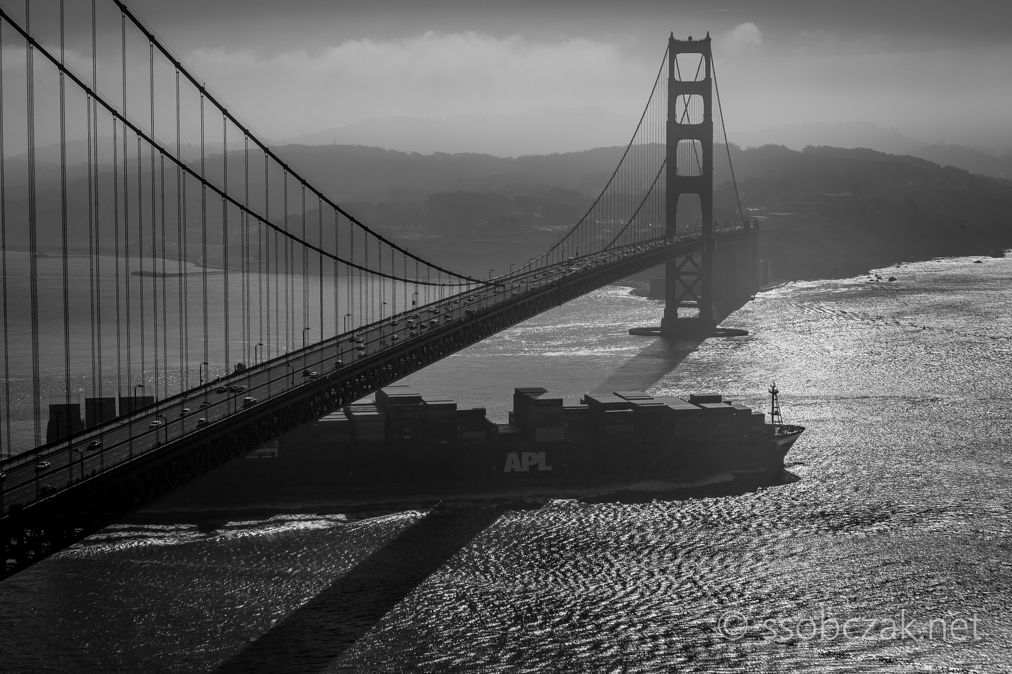 Canon EF 70-300mm F4-5.6 IS USM sample photo. Giant ship under golden gate photography