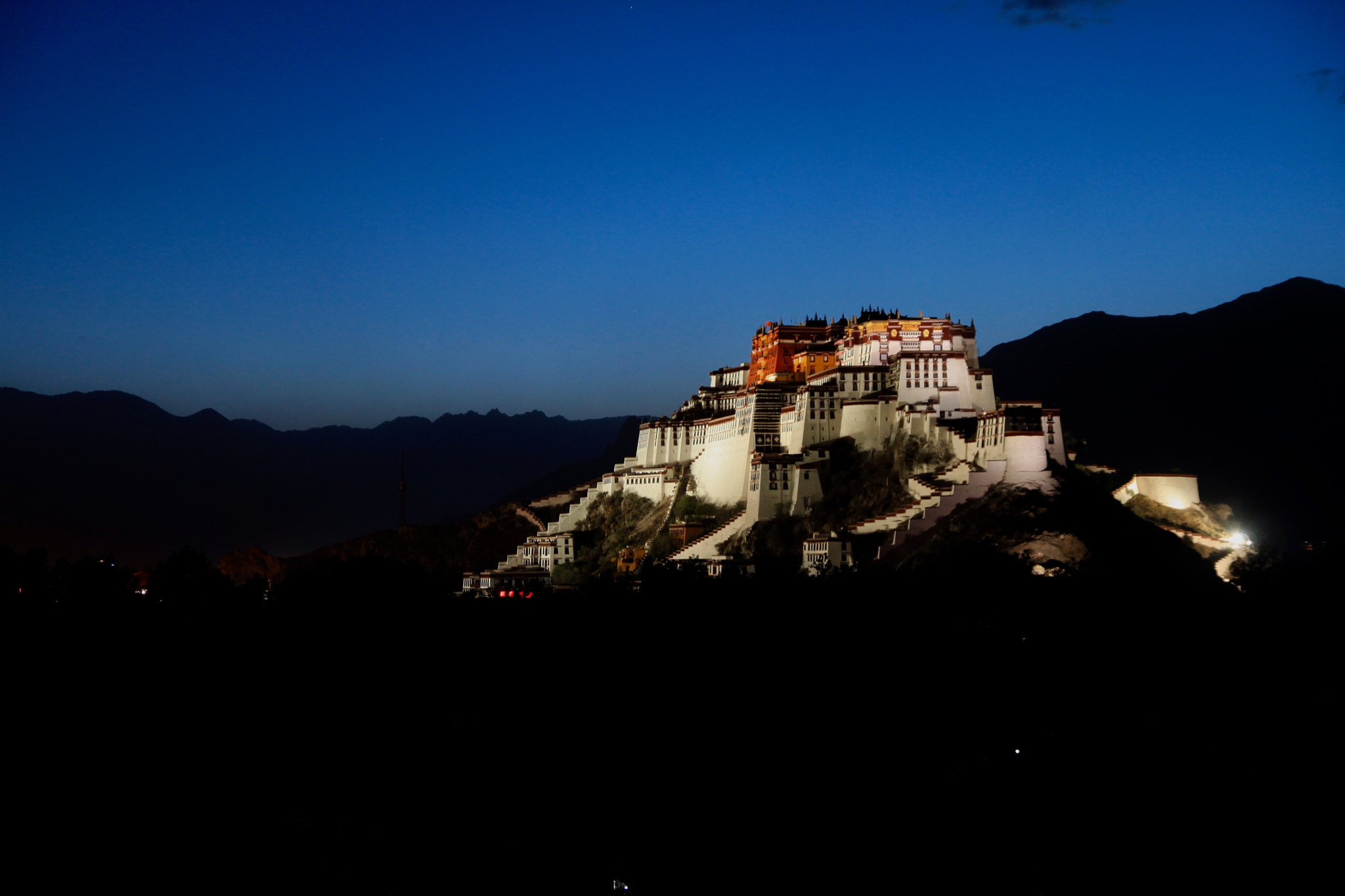 Sigma 17-70mm F2.8-4 DC Macro OS HSM sample photo. Tibetan twilight photography