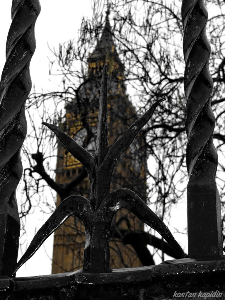 Sony Cyber-shot DSC-HX7V sample photo. London uk photography