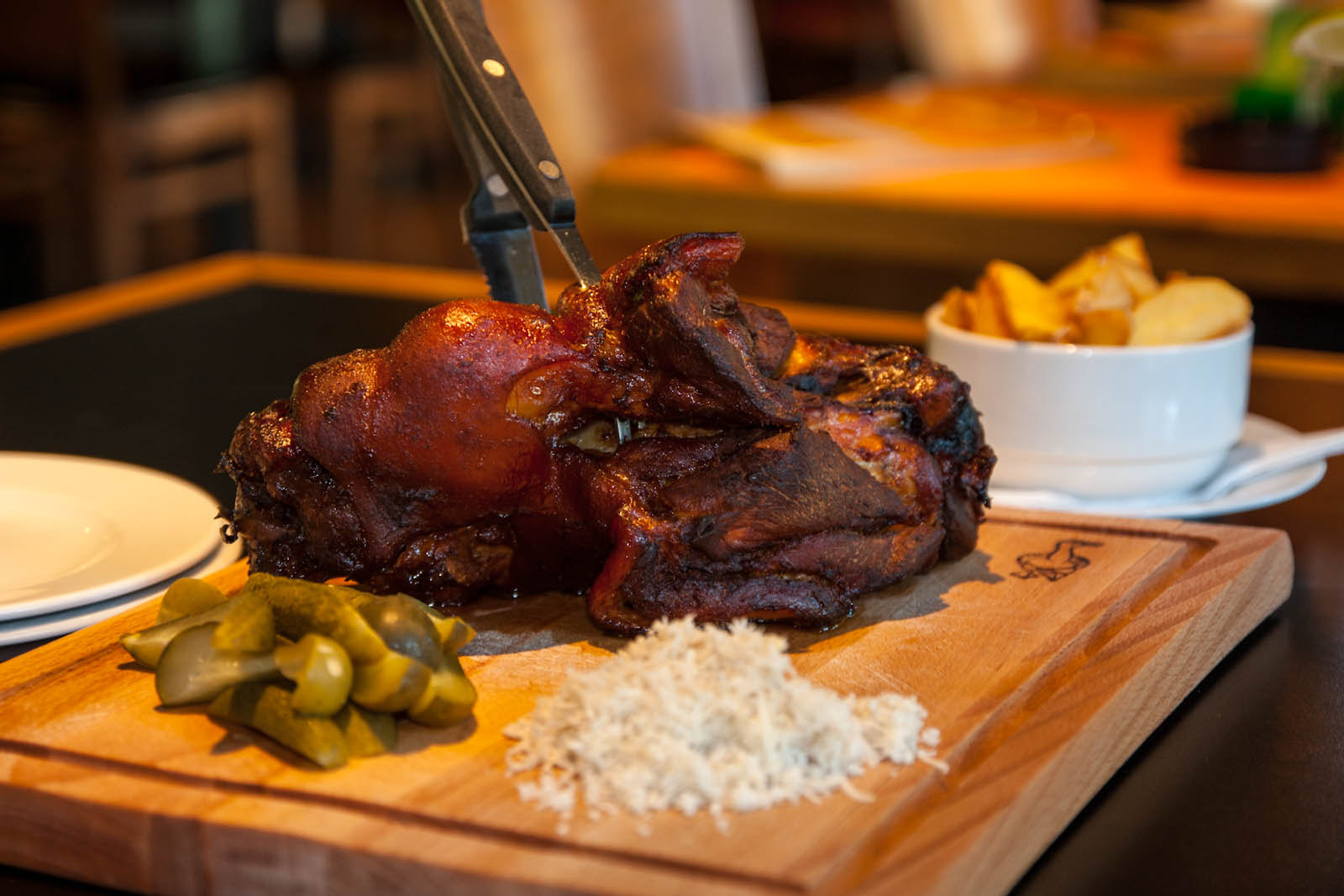 Canon EF-S 17-55mm F2.8 IS USM sample photo. Pork knee photography