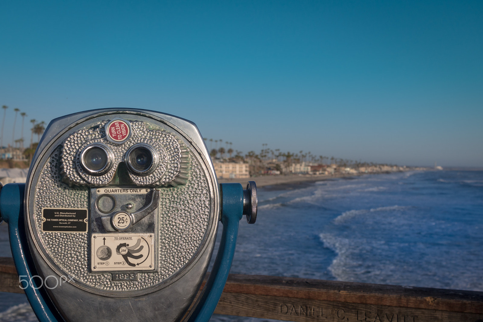 Canon EOS 760D (EOS Rebel T6s / EOS 8000D) sample photo. Farsighted, from oceanside pier photography