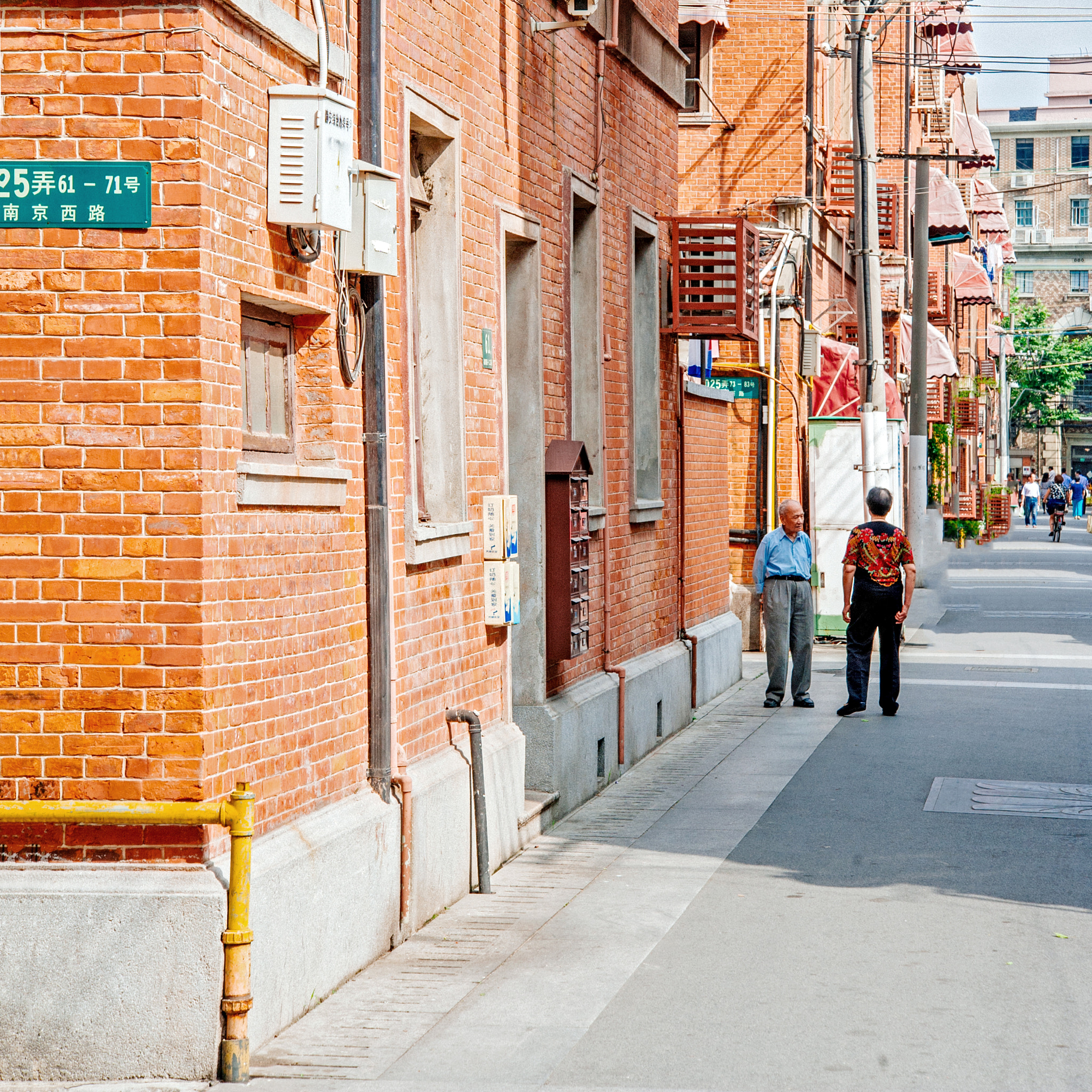 Nikon D700 sample photo. Neighborhood photography
