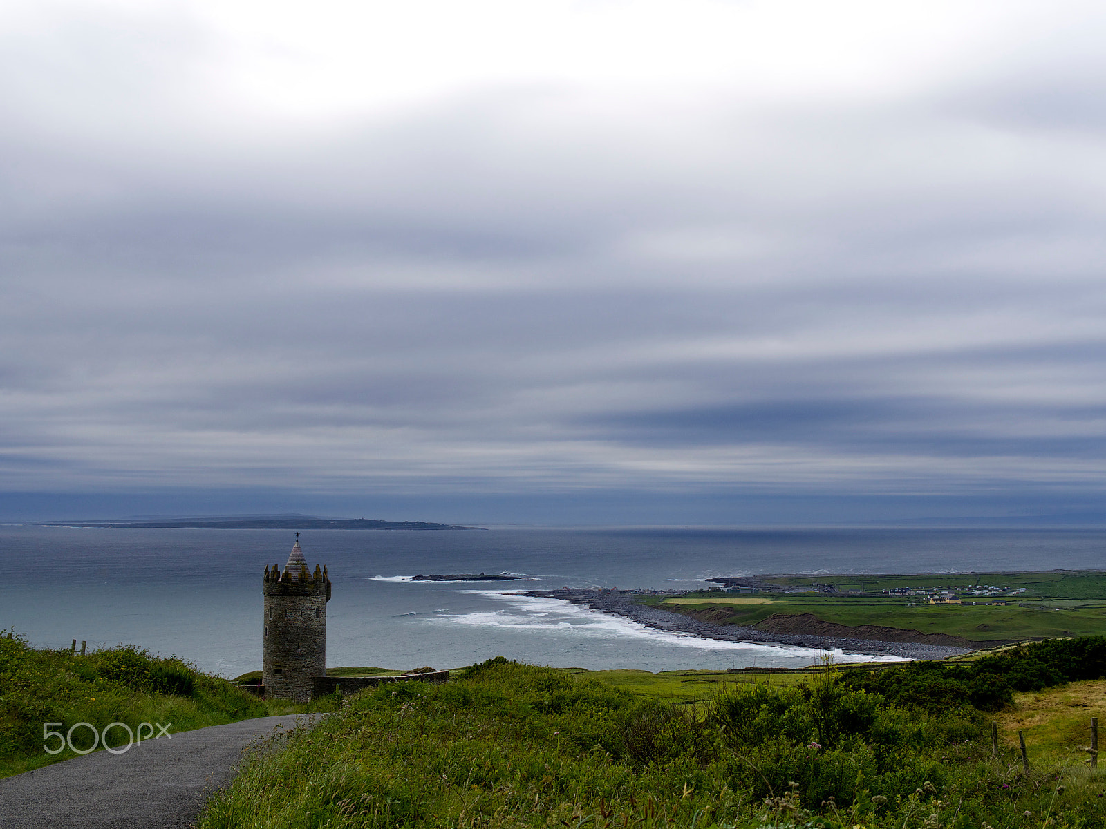 Olympus PEN E-P5 + Panasonic Leica DG Summilux 25mm F1.4 II ASPH sample photo. Road of the traveler photography