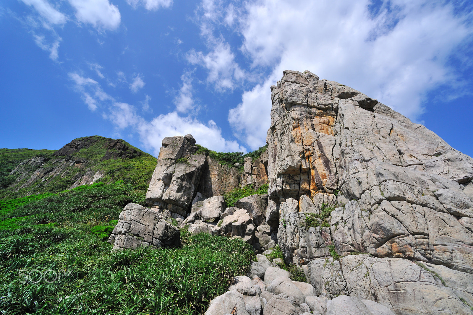 Nikon AF Nikkor 14mm F2.8D ED sample photo. 山,岩石,海,海邊,海岸 photography