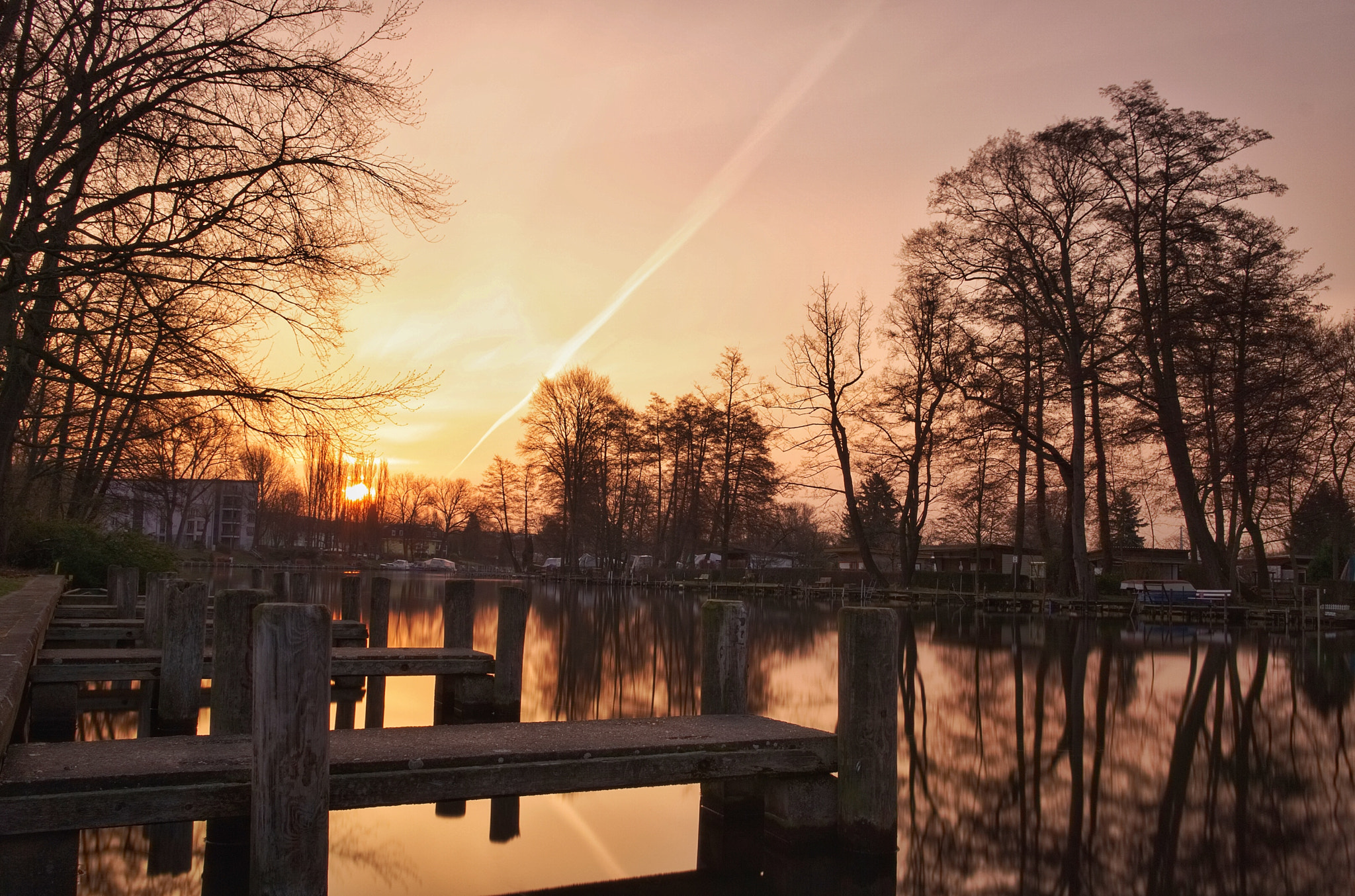 Sony a6000 + Sigma 19mm F2.8 EX DN sample photo. Dsc 3268 alte spree  photography