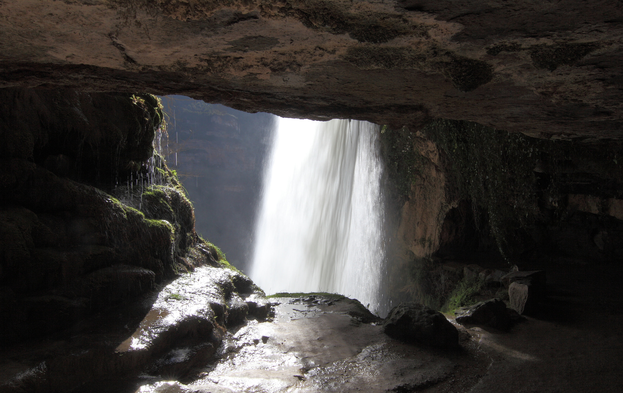 Canon EOS 5D Mark II + Canon 11-16mm sample photo. Sant miquel del fai photography