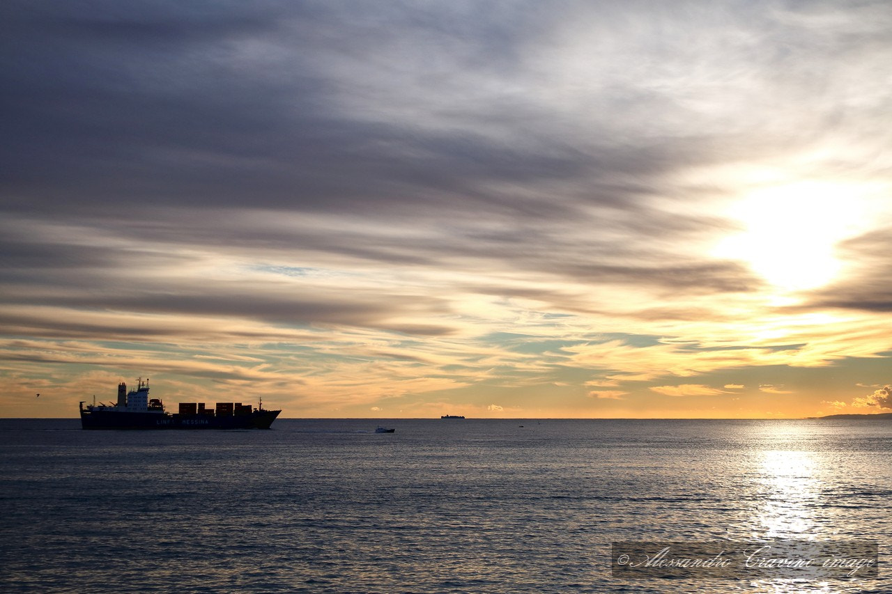 Canon EOS 70D sample photo. Ship and sunset photography