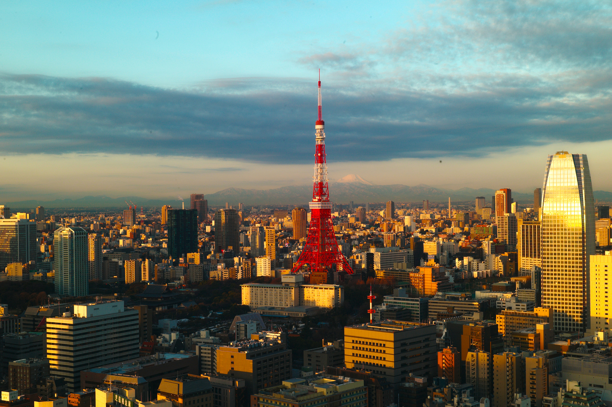 Leica M9 + Summilux-M 50mm f/1.4 (II) sample photo. Tokyo photography