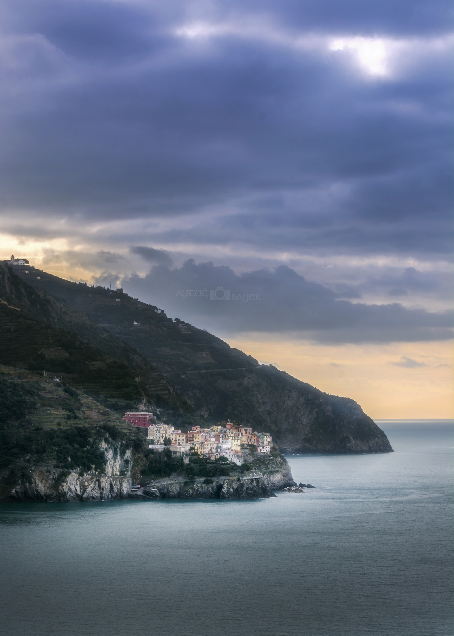 Nikon D7100 + Nikon AF-S Nikkor 70-300mm F4.5-5.6G VR sample photo. Manarola photography