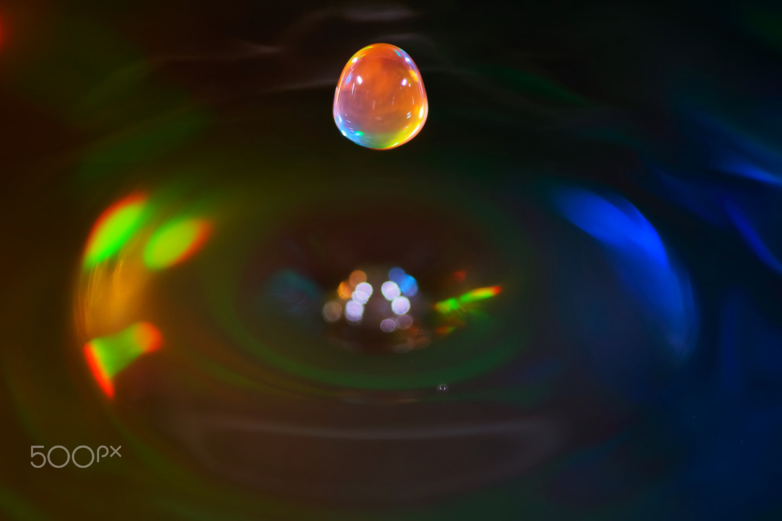 Canon EOS 6D sample photo. Mysterious color water drops photography