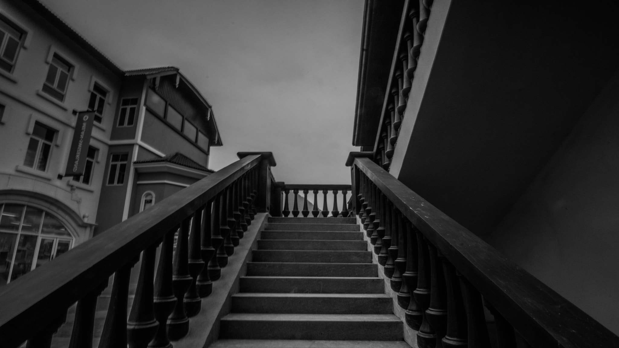 Nikon D7100 + Tokina AT-X Pro 11-16mm F2.8 DX II sample photo. Stairs

 photography