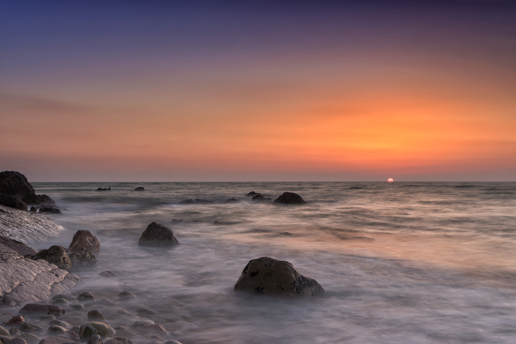 Nikon AF-S Nikkor 16-35mm F4G ED VR sample photo. Orange sunrise photography