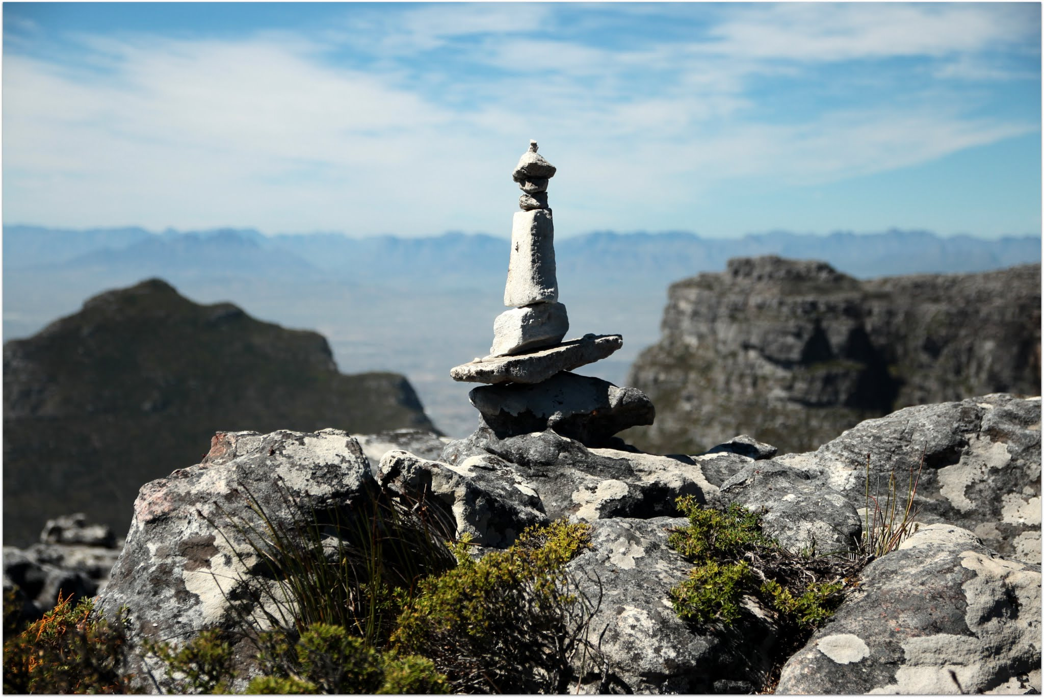 Canon EOS 600D (Rebel EOS T3i / EOS Kiss X5) + Sigma 17-70mm F2.8-4 DC Macro OS HSM sample photo. Stacked stones -table mountain photography