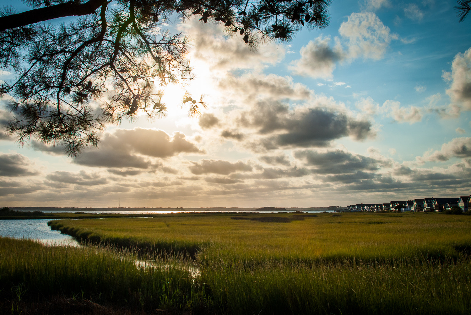Nikon D200 sample photo. Sun through the clouds photography