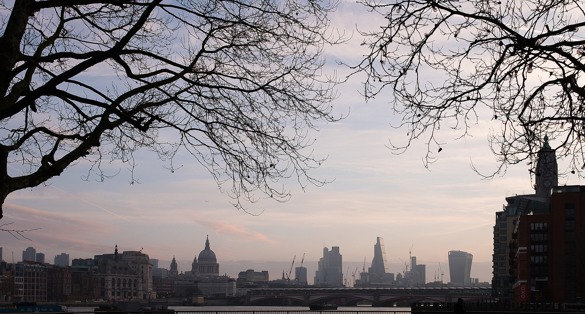Fujifilm X-T1 + Fujifilm XF 16-55mm F2.8 R LM WR sample photo. South bank, london - early morning photography
