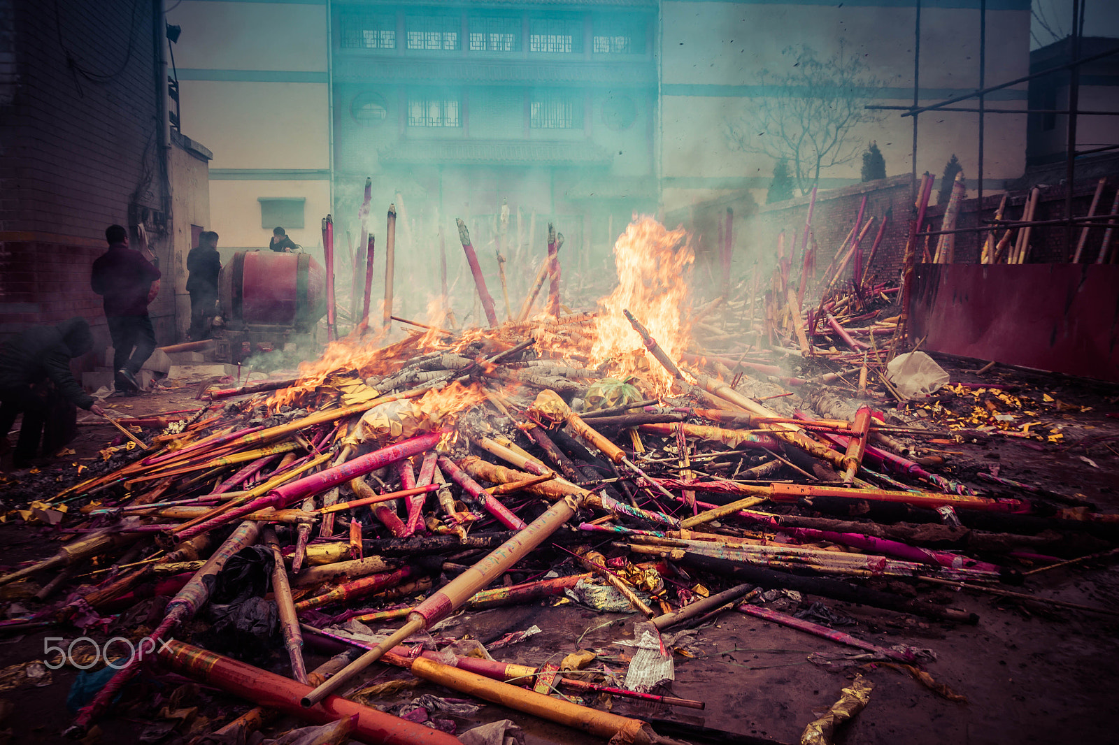 Canon EOS M2 sample photo. Fire photography