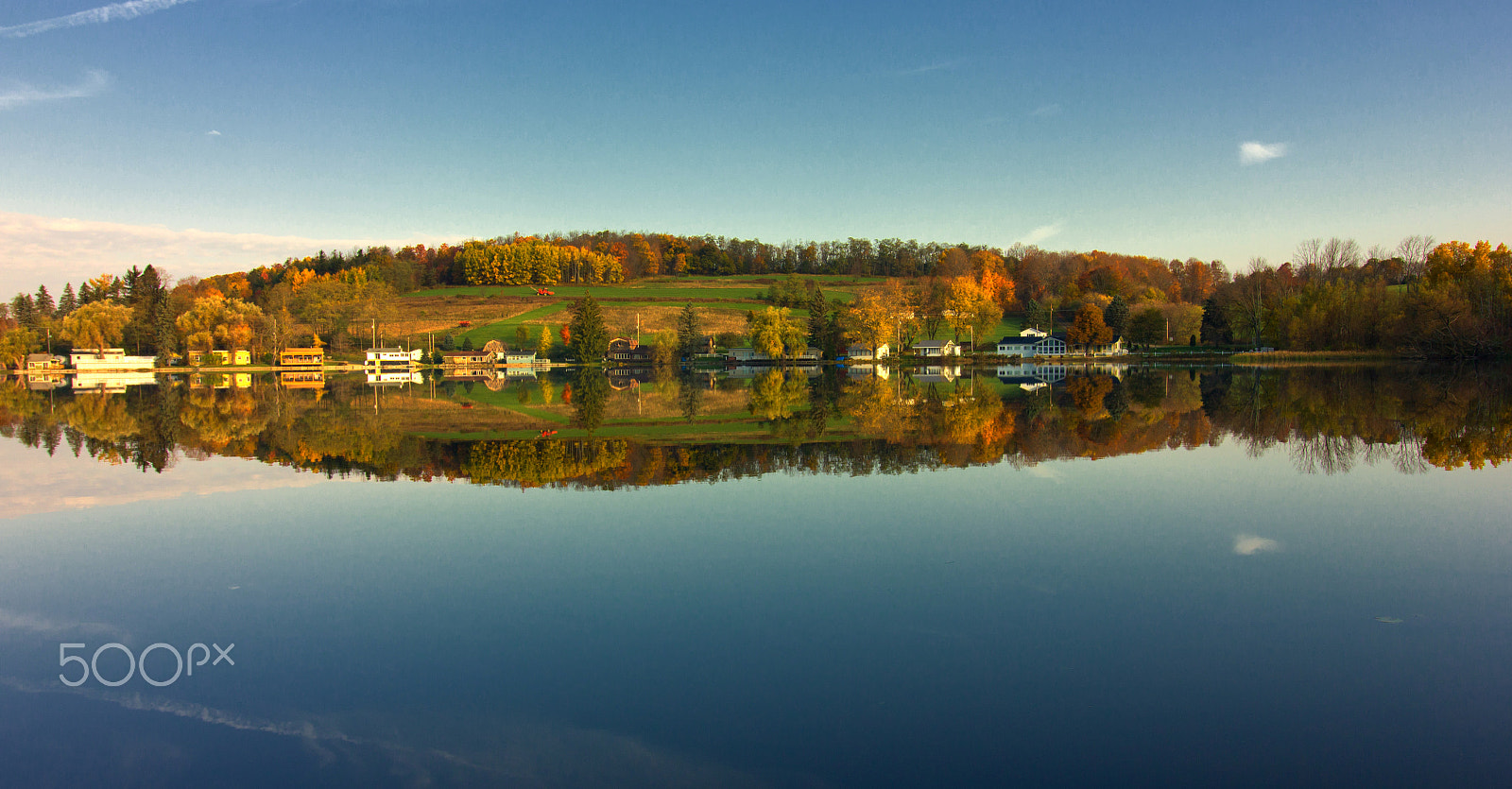 Canon EOS 550D (EOS Rebel T2i / EOS Kiss X4) sample photo. Early morning reflection photography