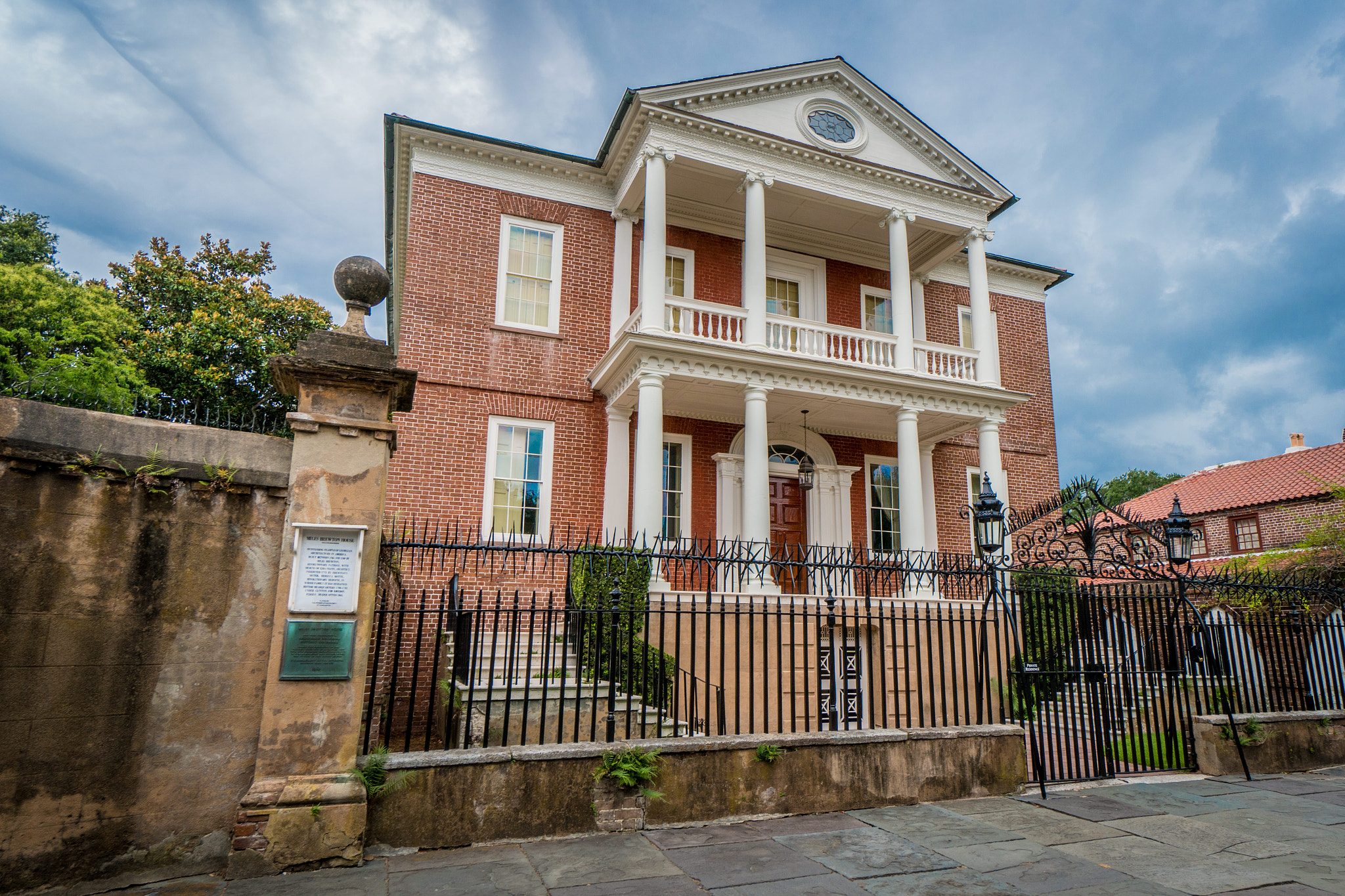 Sony a6300 + Sony E 10-18mm F4 OSS sample photo. "miles brewton house" #photojambo photography