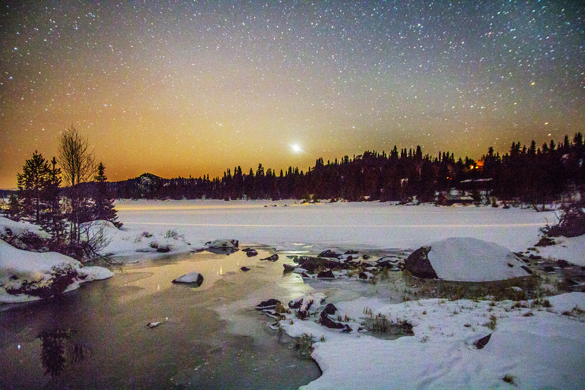 Canon EF-S 17-55mm F2.8 IS USM sample photo. Winter nightscape photography