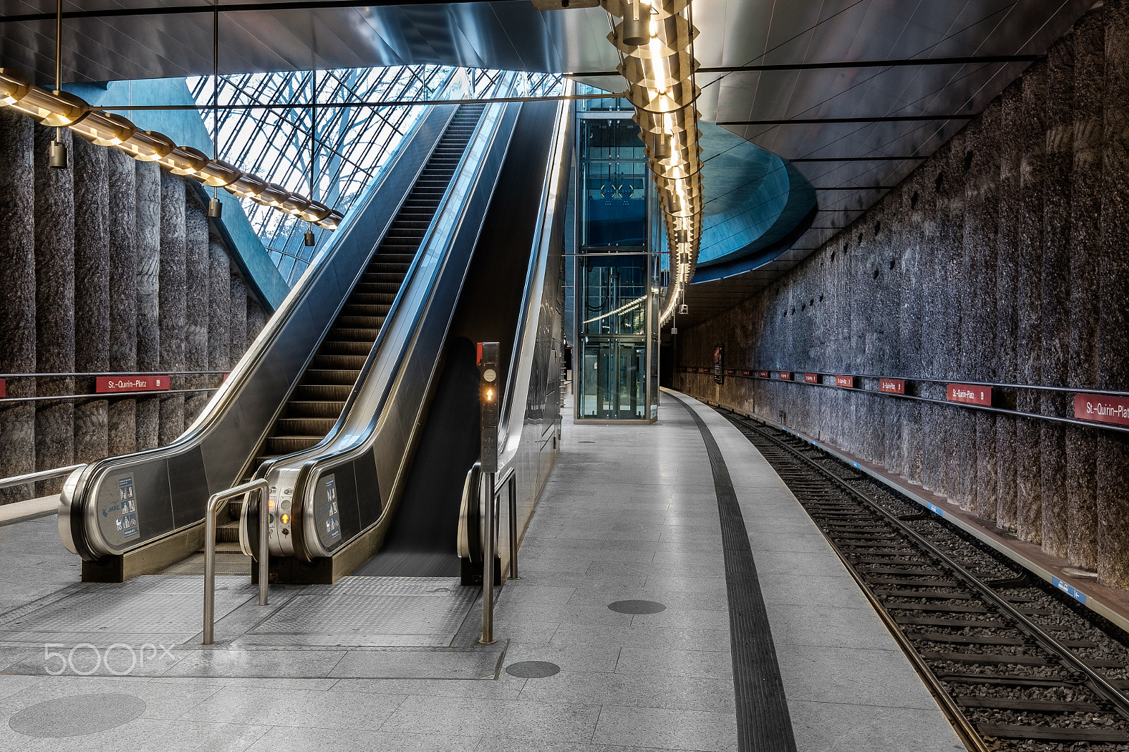 Fujifilm XF 10-24mm F4 R OIS sample photo. U-bahnhof st.-quirin platz in münchen photography