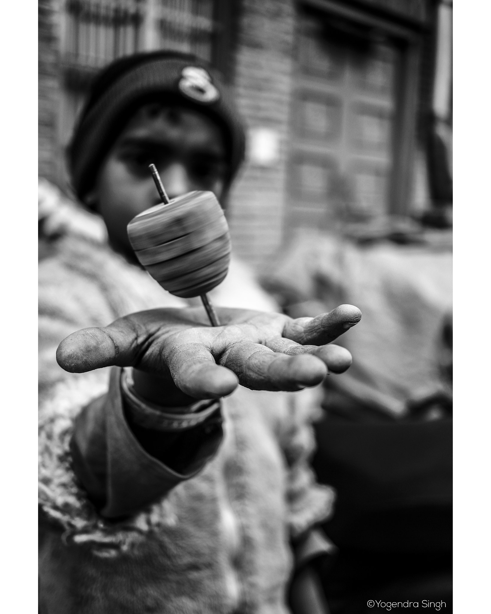 Canon EF-S 24mm F2.8 STM sample photo. Baffling balance...isn't it ?? photography