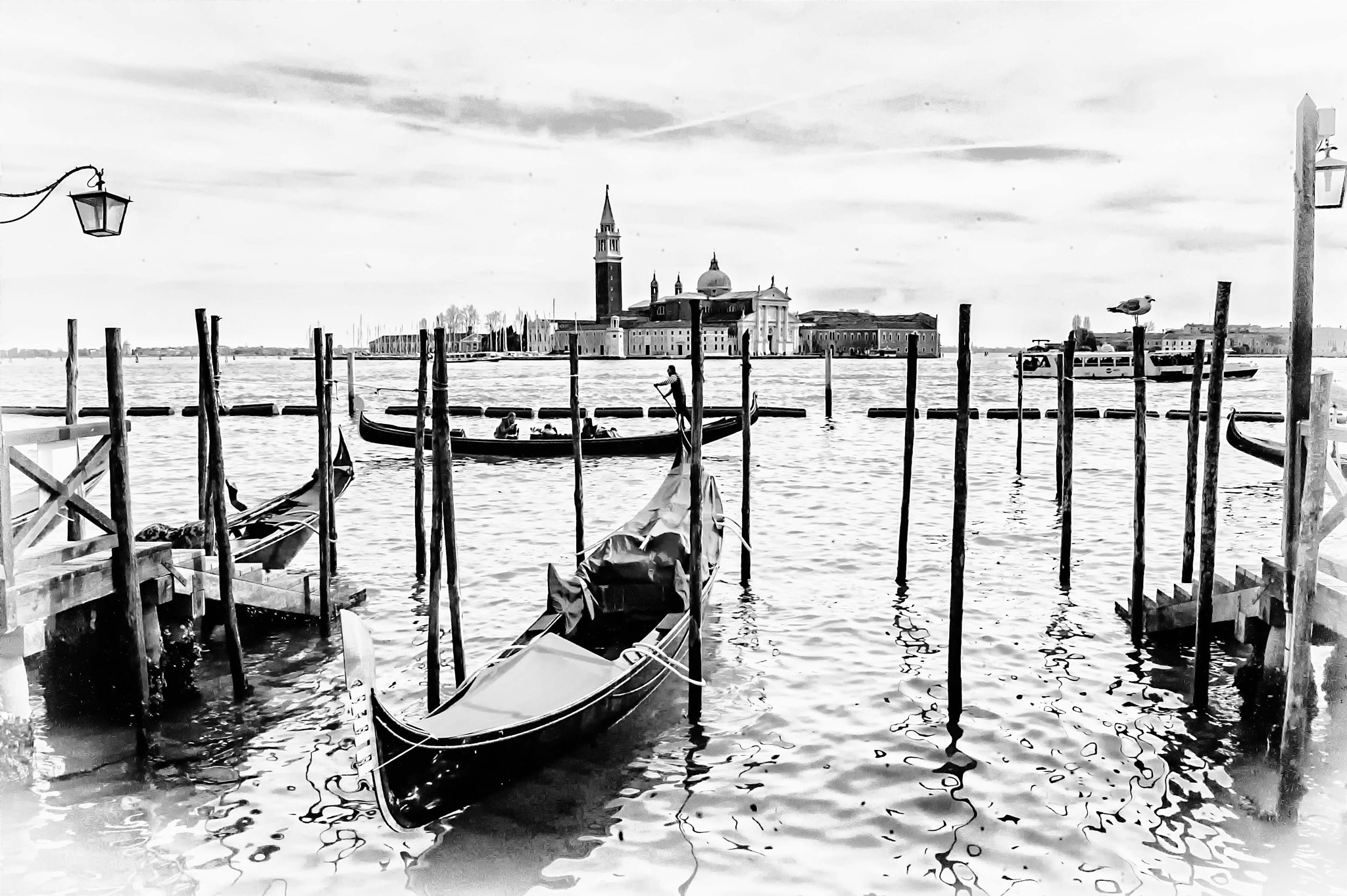 Nikon AF-S Nikkor 28-70mm F2.8 ED-IF sample photo. Venezia photography