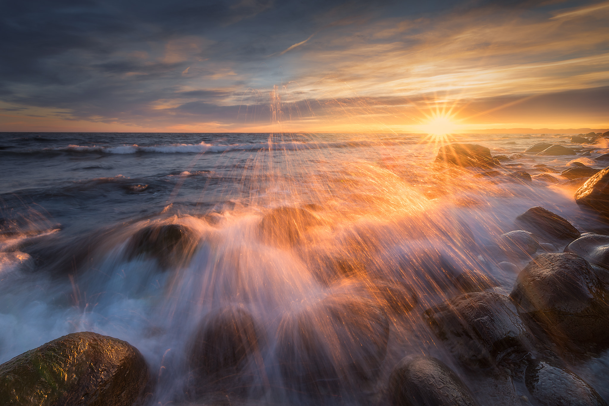 Pentax K-1 sample photo. Splash photography