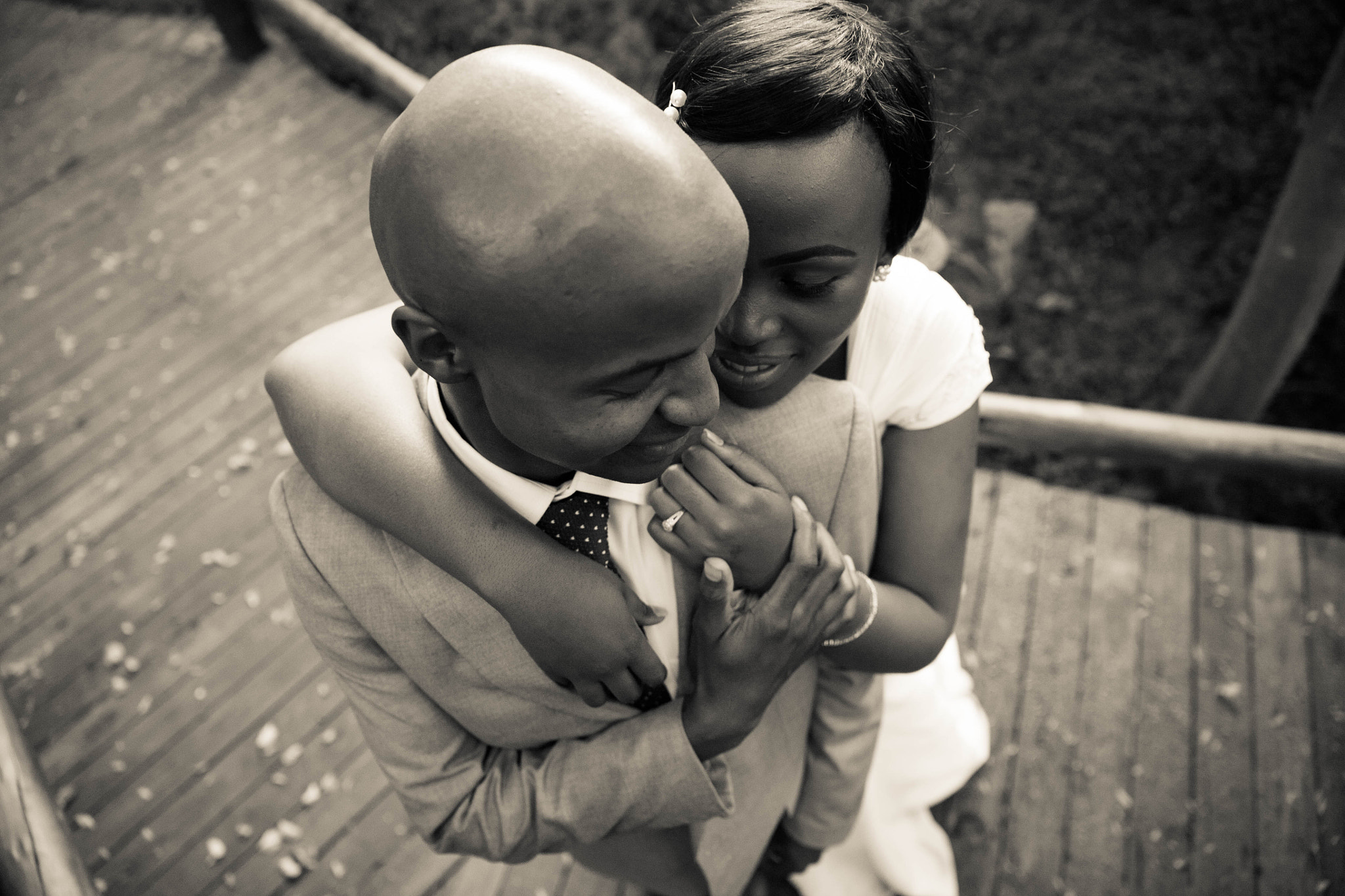 Canon EOS 5D + Canon 24.0-70.0 mm sample photo. Young love :-) photography